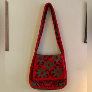 Knit Red & Green Shoulder Bag